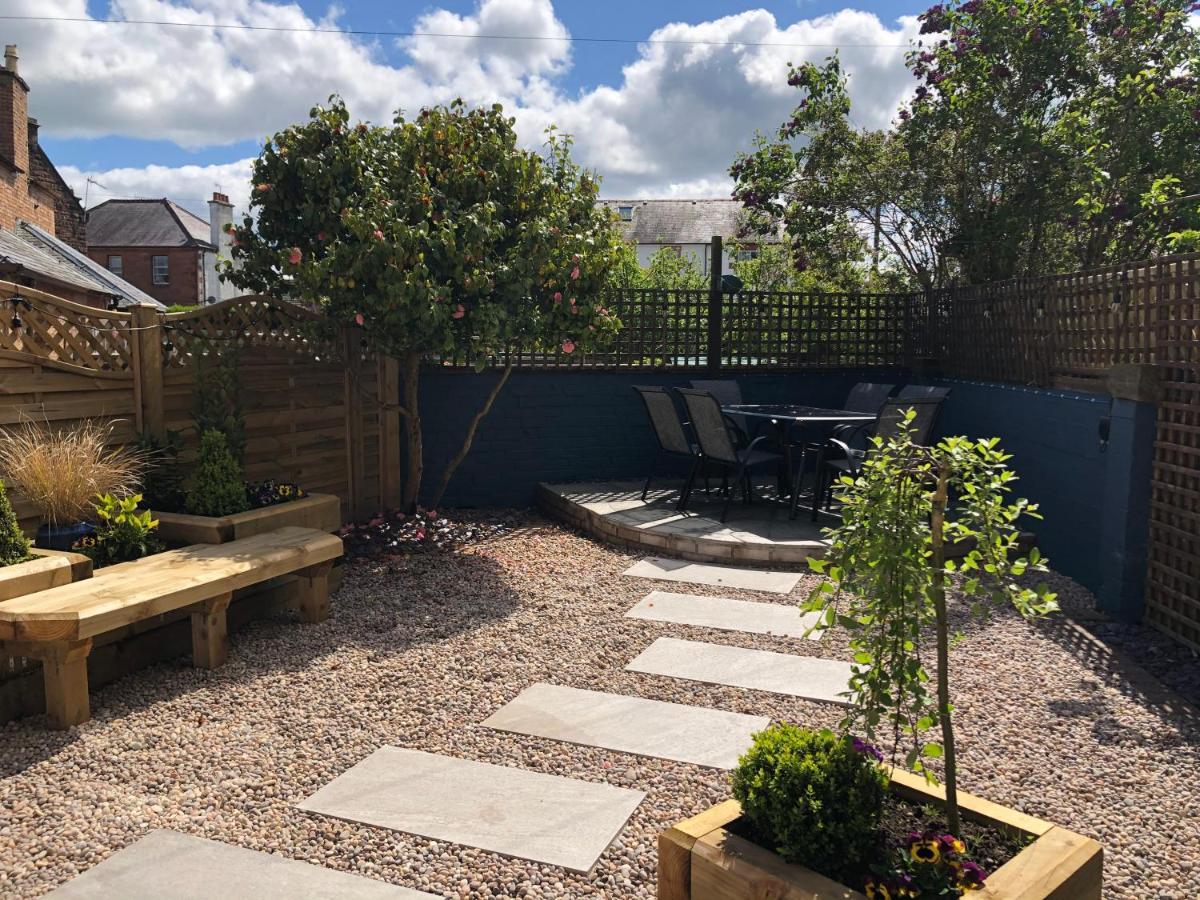Villa Stunning Period Townhouse With Garden, Walking Distance To Town Dumfries Exterior foto