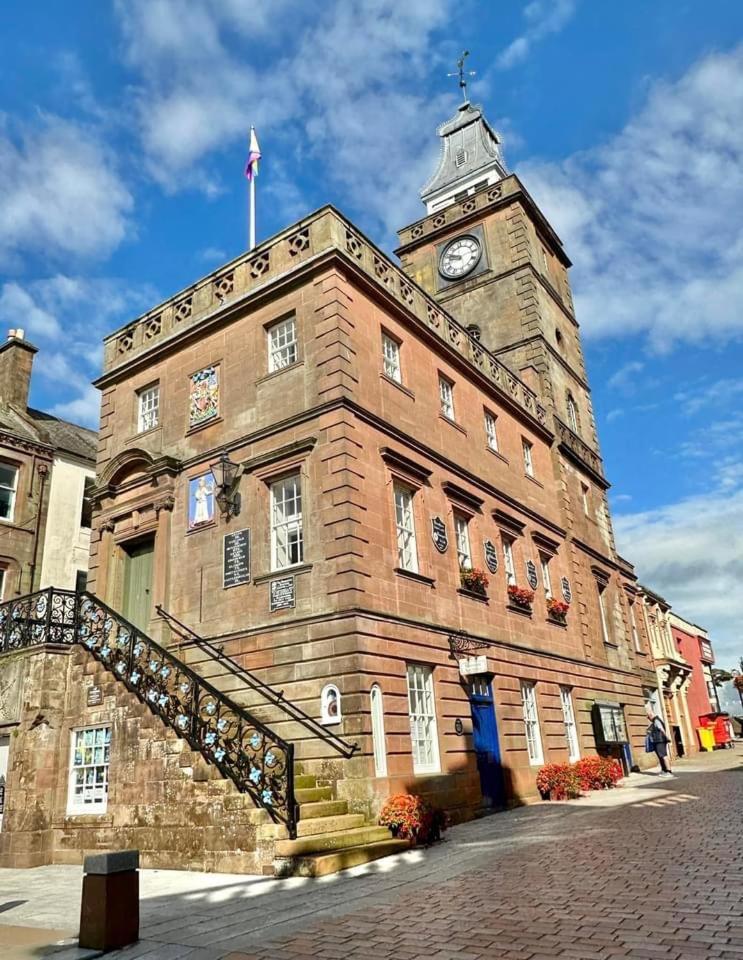 Villa Stunning Period Townhouse With Garden, Walking Distance To Town Dumfries Exterior foto